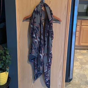 Lucky Brand Women's Accessories Aztec Print Wrap - Festival Fave! 🍁